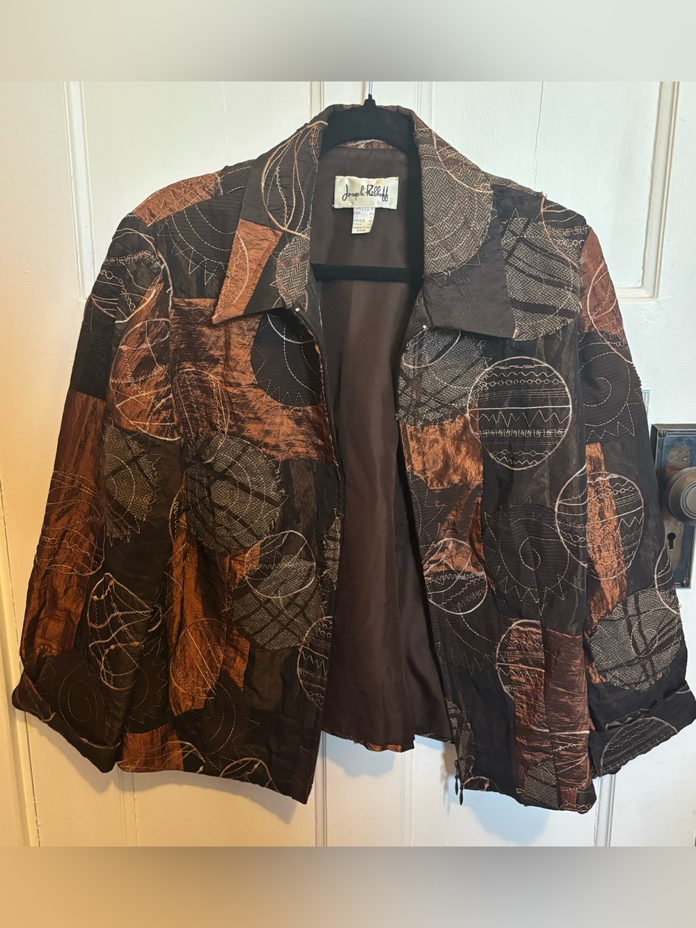 VTG Joseph Ribkoff Embellished Light Zip Size 16 Artsy Jacket.